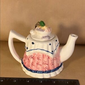 Charming Pink and White Teapot with Fruit Lid